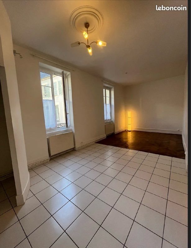 Appartement à louer, 65m², Nevers