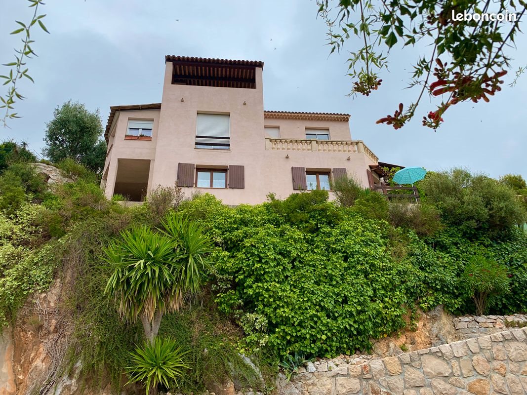 Maison à vendre, 153m², Aspremont