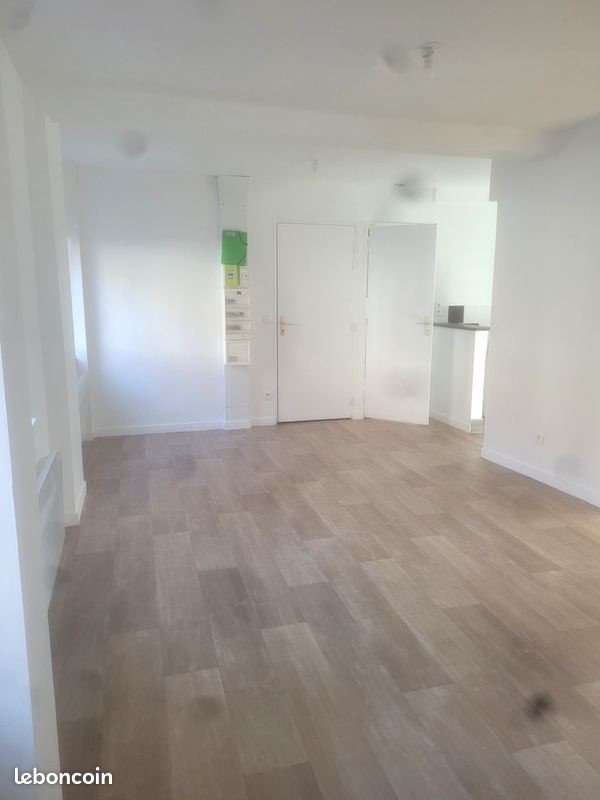 Appartement à louer, 65m², Livarot