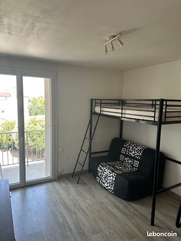 Appartement à louer, 19m², Albi