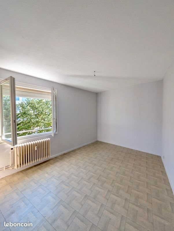 Appartement à louer, 83m², Chenôve