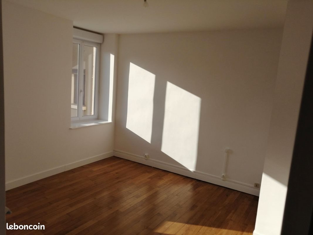 Appartement à louer, 55m², Espalion