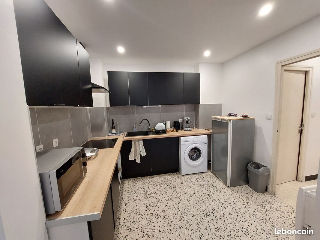 Appartement à louer, 41m², Saint-Sauveur-en-Rue