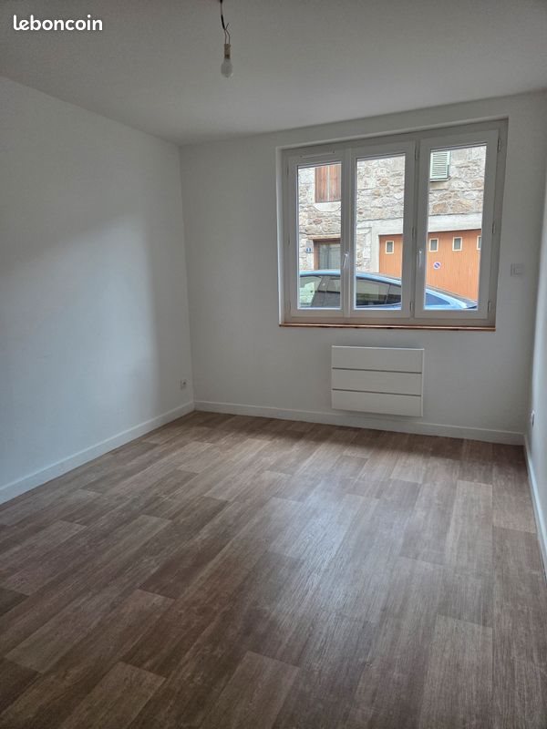 Appartement à louer, 41m², Saint-Sauveur-en-Rue
