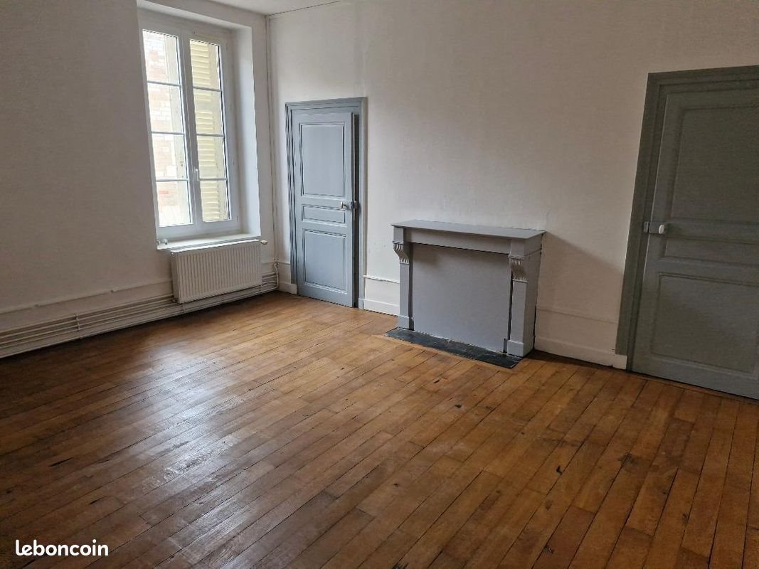 Appartement à louer, 85m², Auxonne