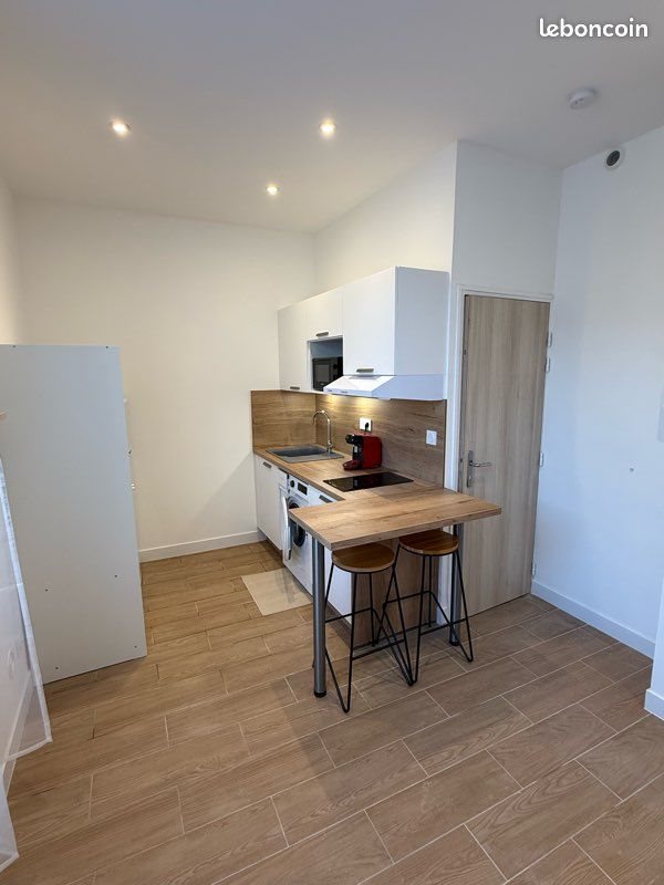 Appartement à louer, 17m², Toulon