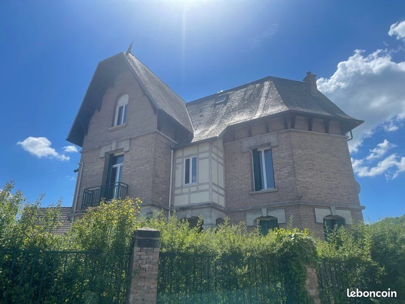 Appartement à louer, 27m², Bruyères-et-Montbérault