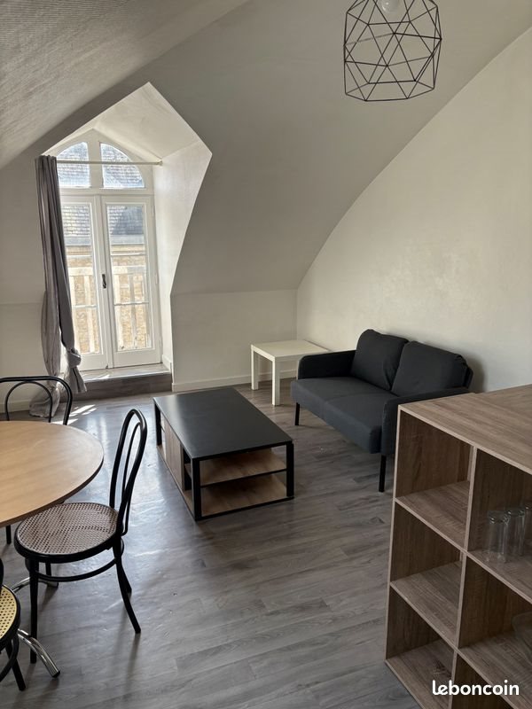 Appartement à louer, 25m², Fougères