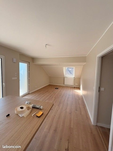 Appartement à louer, 84m², La Cluse-et-Mijoux
