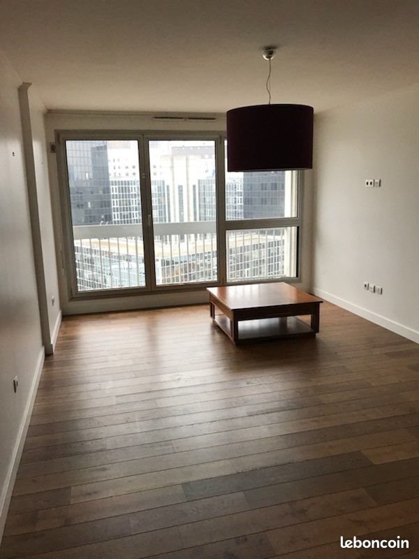 Appartement à louer, 77m², Puteaux