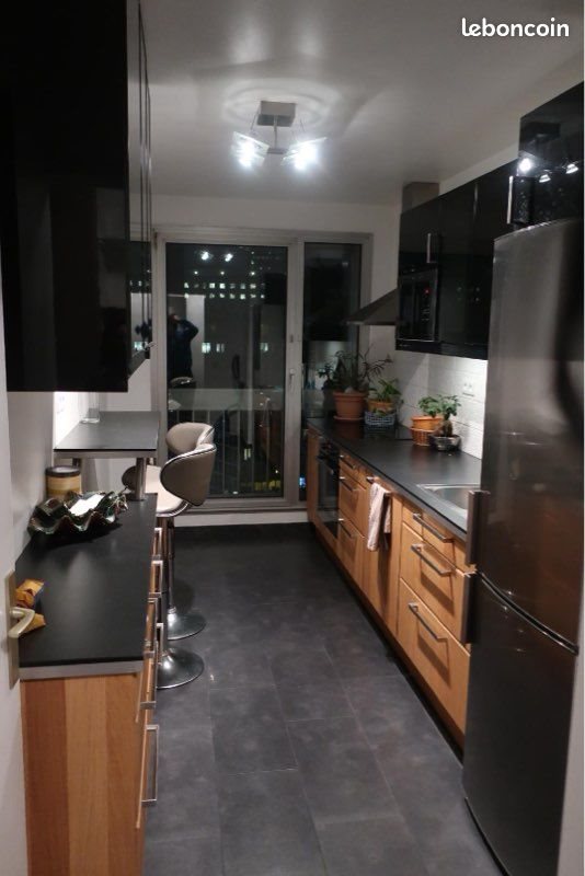 Appartement à louer, 77m², Puteaux