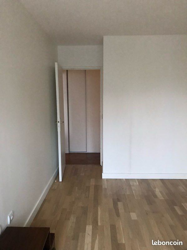 Appartement à louer, 77m², Puteaux
