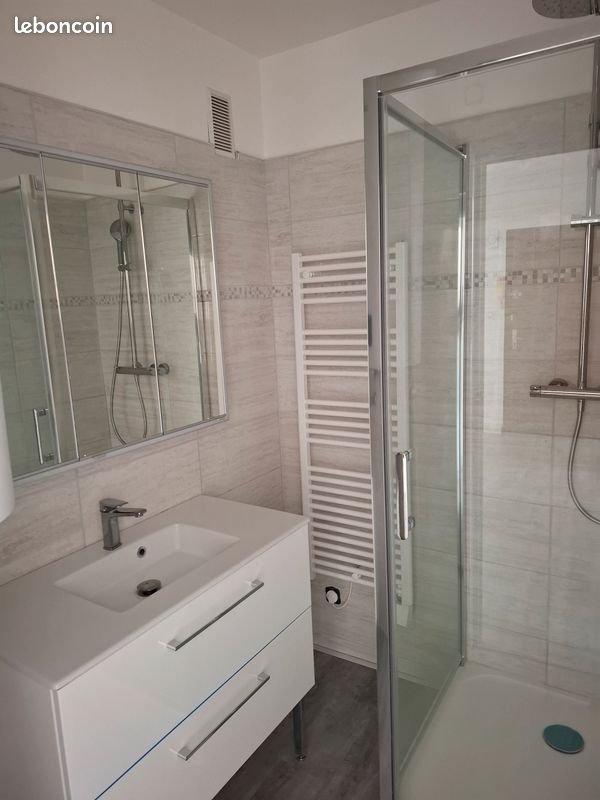 Appartement à louer, 65m², Hyères