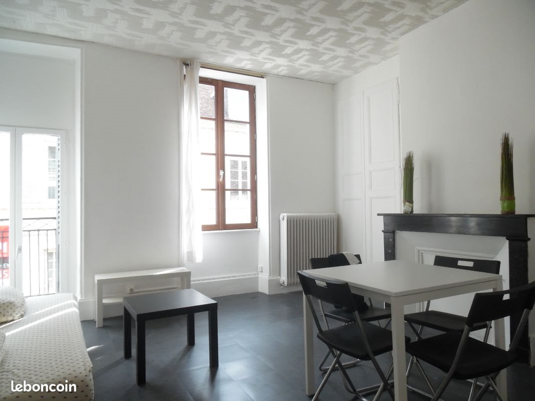 Appartement à louer, 58m², La Charité-sur-Loire