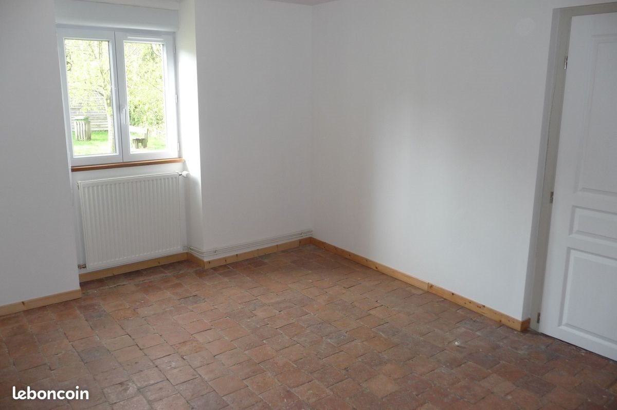 Maison à louer, 110m², Saint-Benin-d'Azy