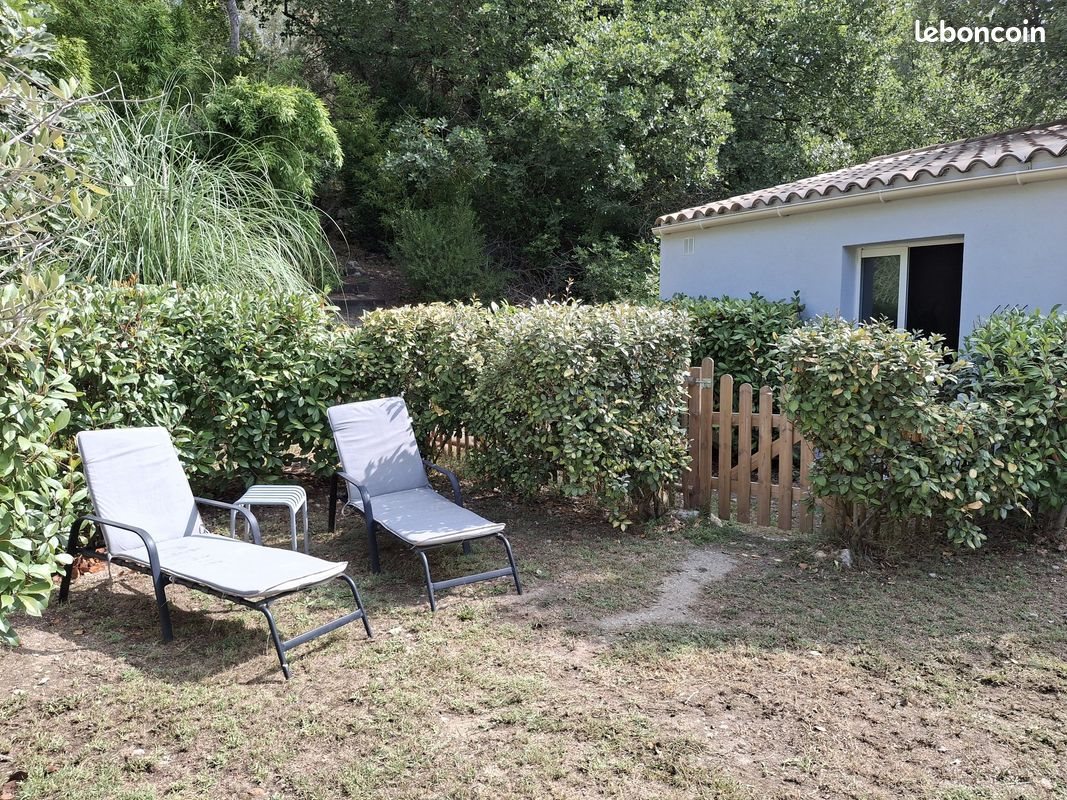 Appartement à louer, 34m², Simiane-Collongue