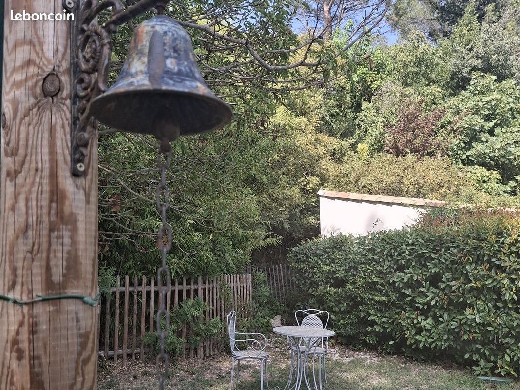 Appartement à louer, 34m², Simiane-Collongue