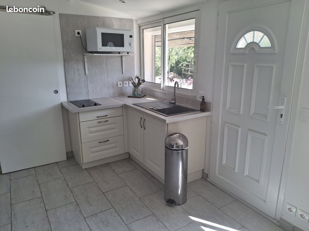 Appartement à louer, 34m², Simiane-Collongue