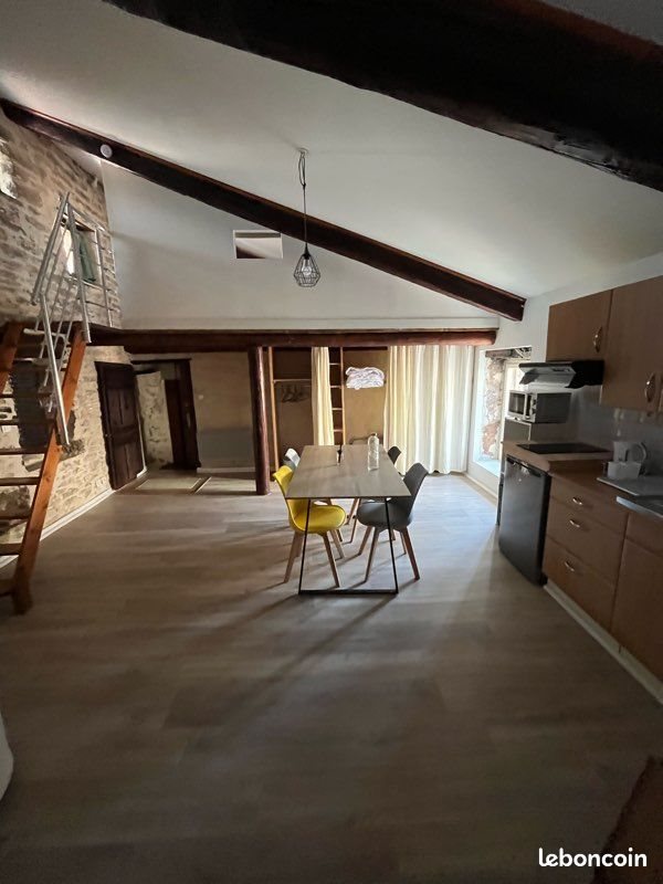 Appartement à louer, 50m², Barjac
