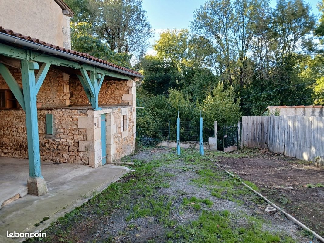 Maison à vendre, 85m², Chasseneuil-sur-Bonnieure