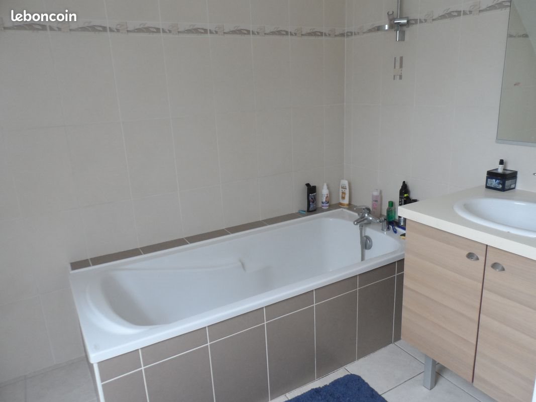 Maison à louer, 80m², Plourin-lès-Morlaix