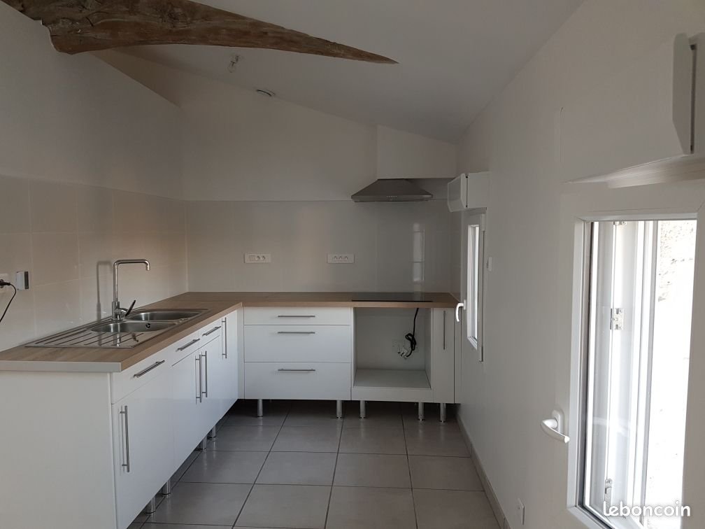 Appartement à louer, 77m², Saint-Médard-de-Guizières