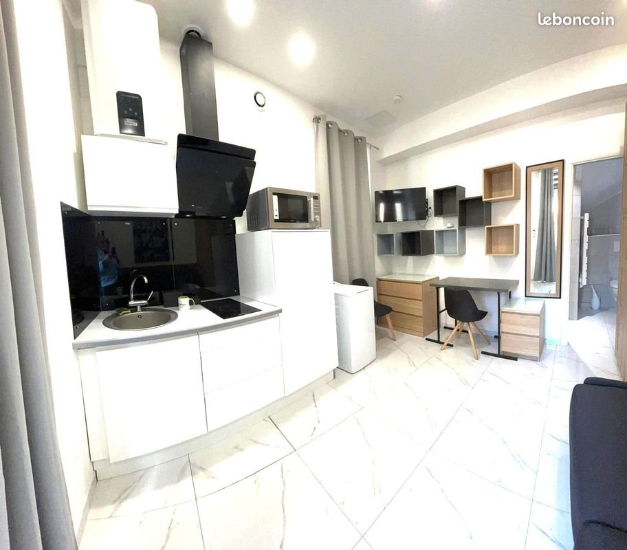 Appartement à louer, 21m², Lyon 8ème