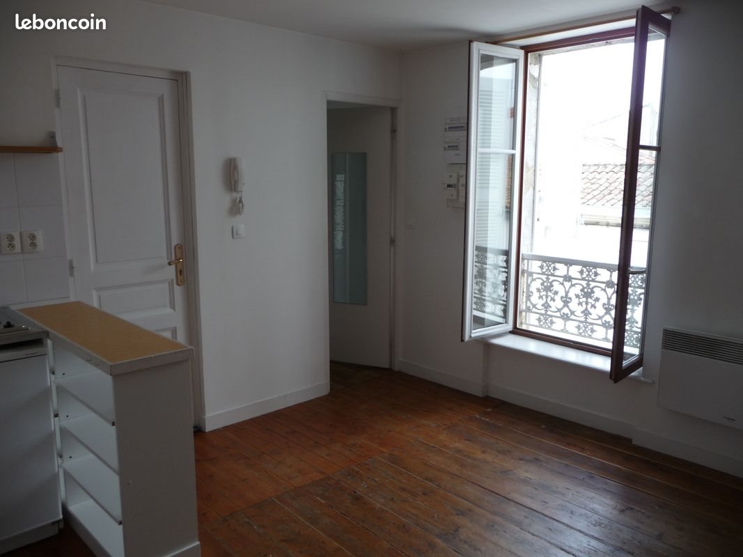 Appartement à louer, 20m², La Rochelle