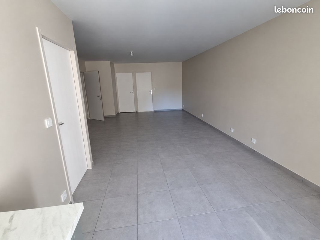 Appartement à louer, 75m², Arbois