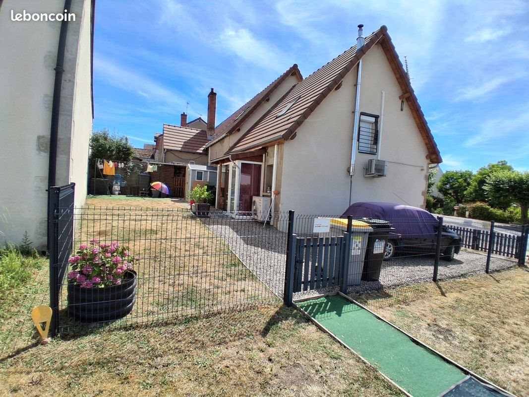 Maison à louer, 90m², Châtel-de-Neuvre