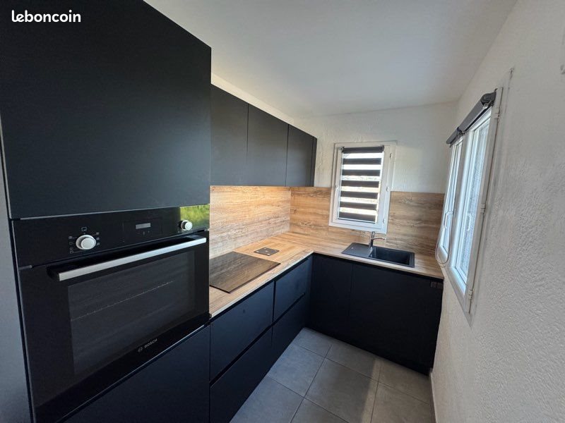 Appartement à louer, 100m², Lucciana