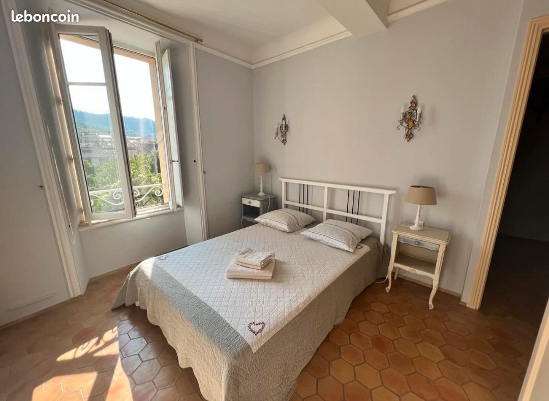 Appartement à louer, 56m², Salernes