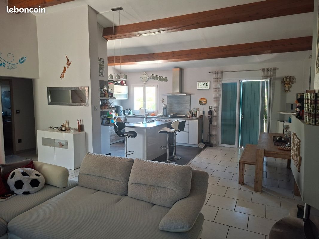 Maison à vendre, 160m², Cadolive