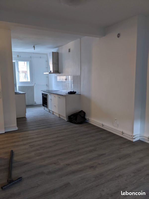 Appartement à louer, 46m², Charleville-Mézières