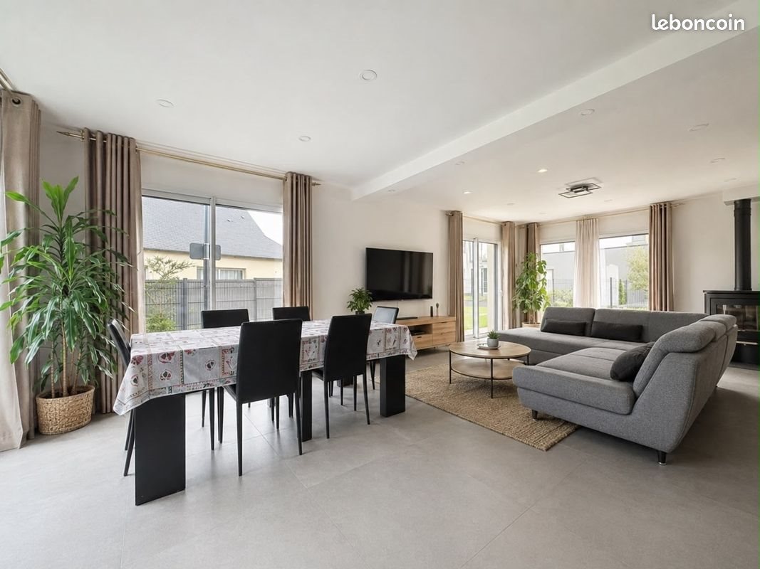 Maison à louer, 150m², Liffré