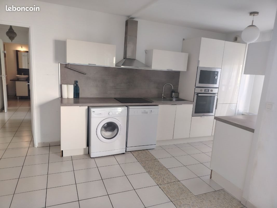 Appartement à louer, 3m², Vénissieux