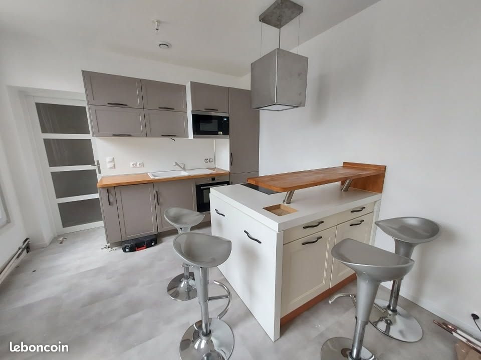 Appartement à louer, 52m², Rochefort