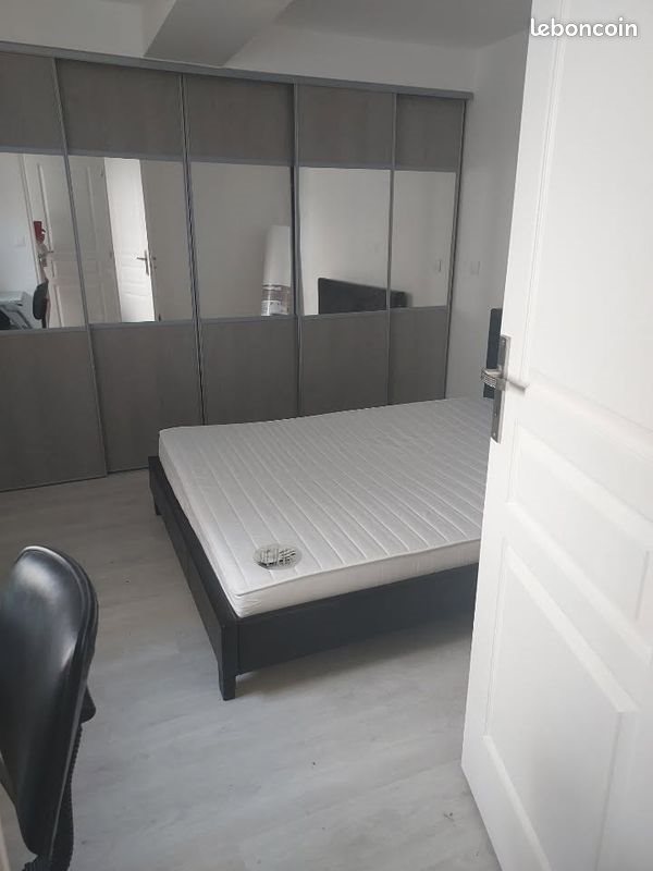 Appartement à louer, 52m², Rochefort