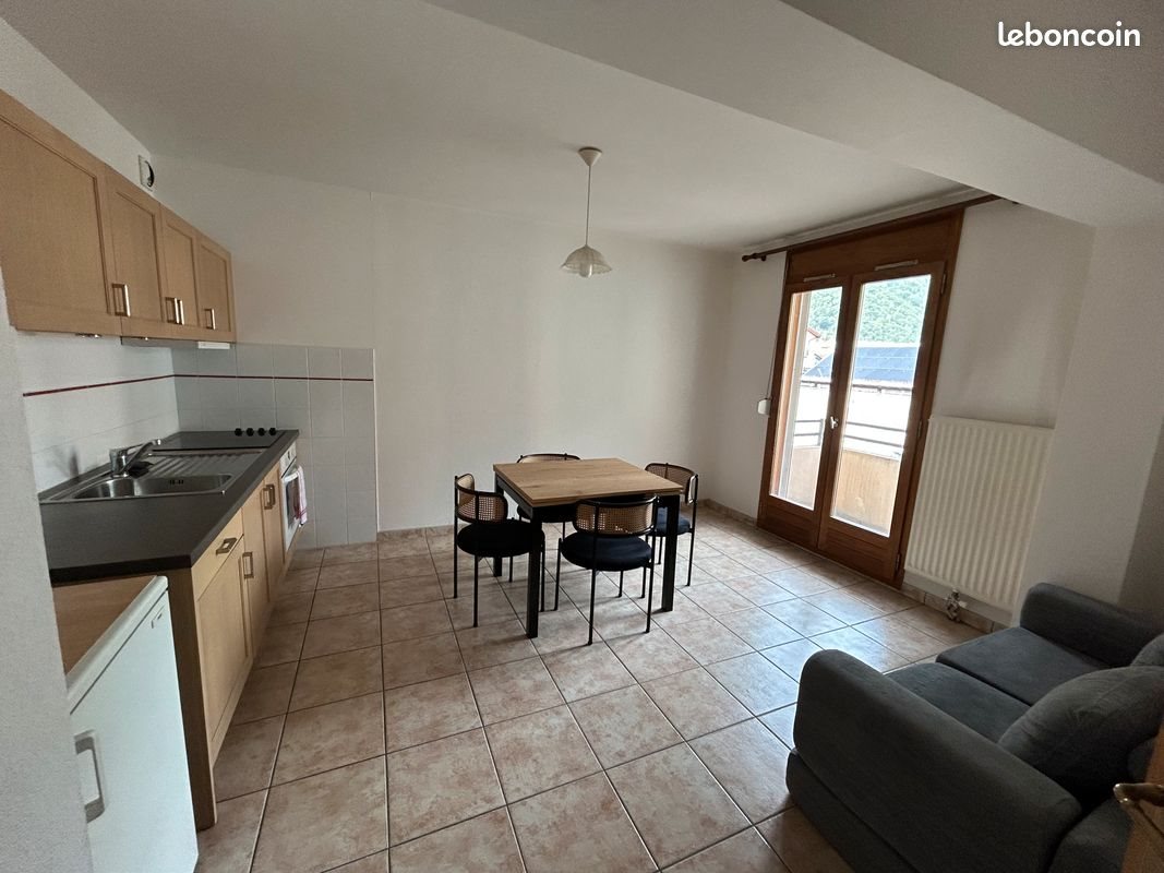 Appartement à louer, 38m², Moûtiers