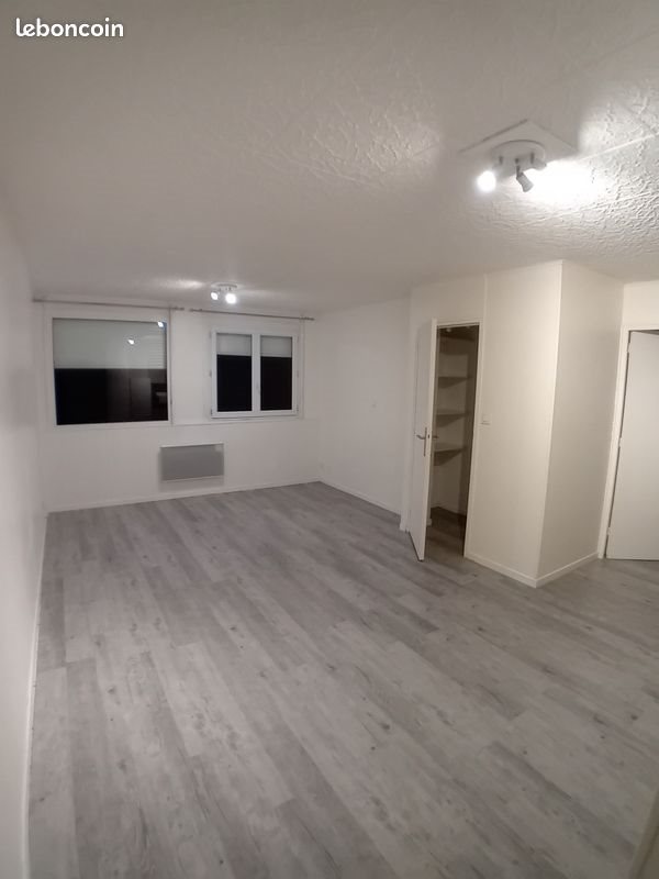 Appartement à louer, 33m², Lyon 8ème