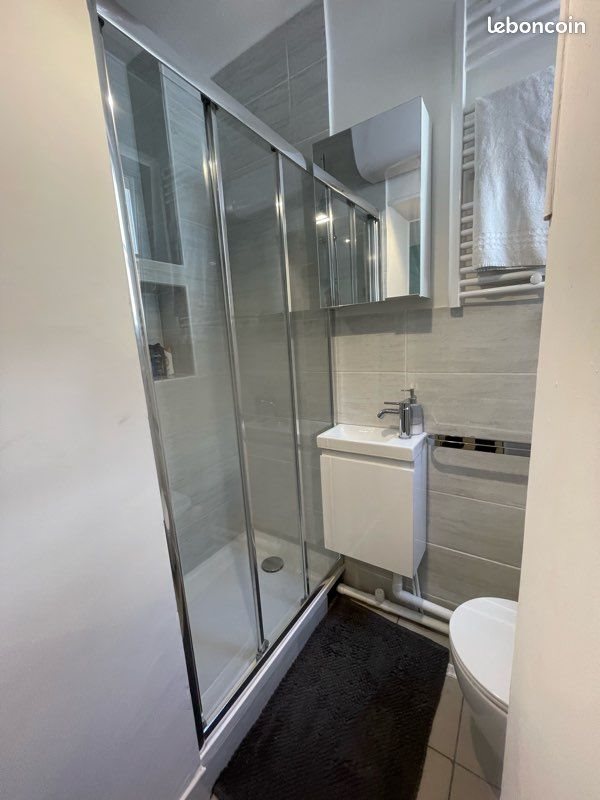 Appartement à louer, 17m², Puteaux