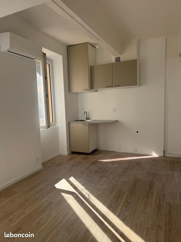 Appartement à louer, 26m², Toulon