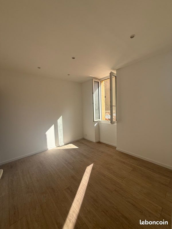 Appartement à louer, 26m², Toulon