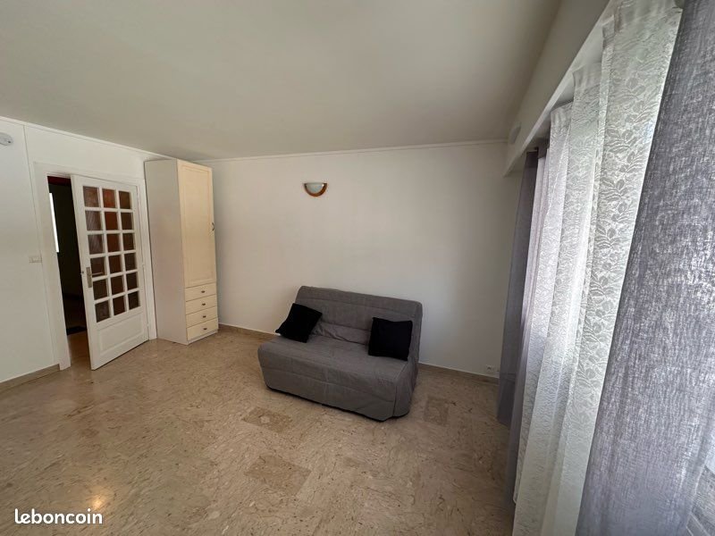 Appartement à louer, 28m², Toulon