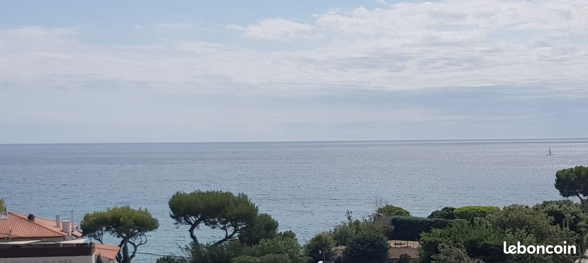 Appartement à louer, 79m², Cassis