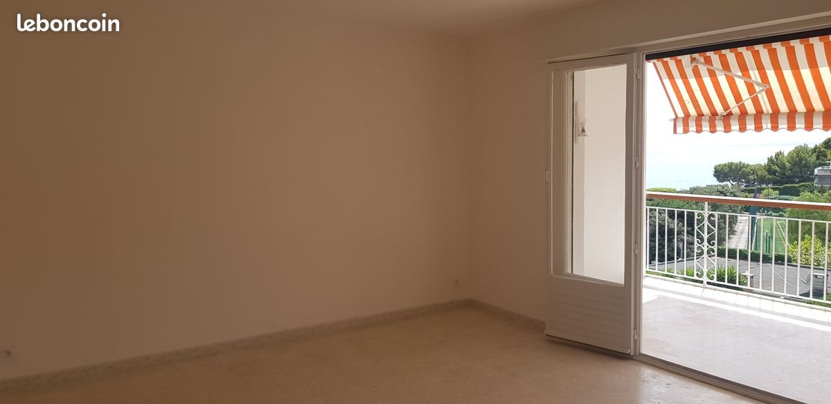 Appartement à louer, 79m², Cassis