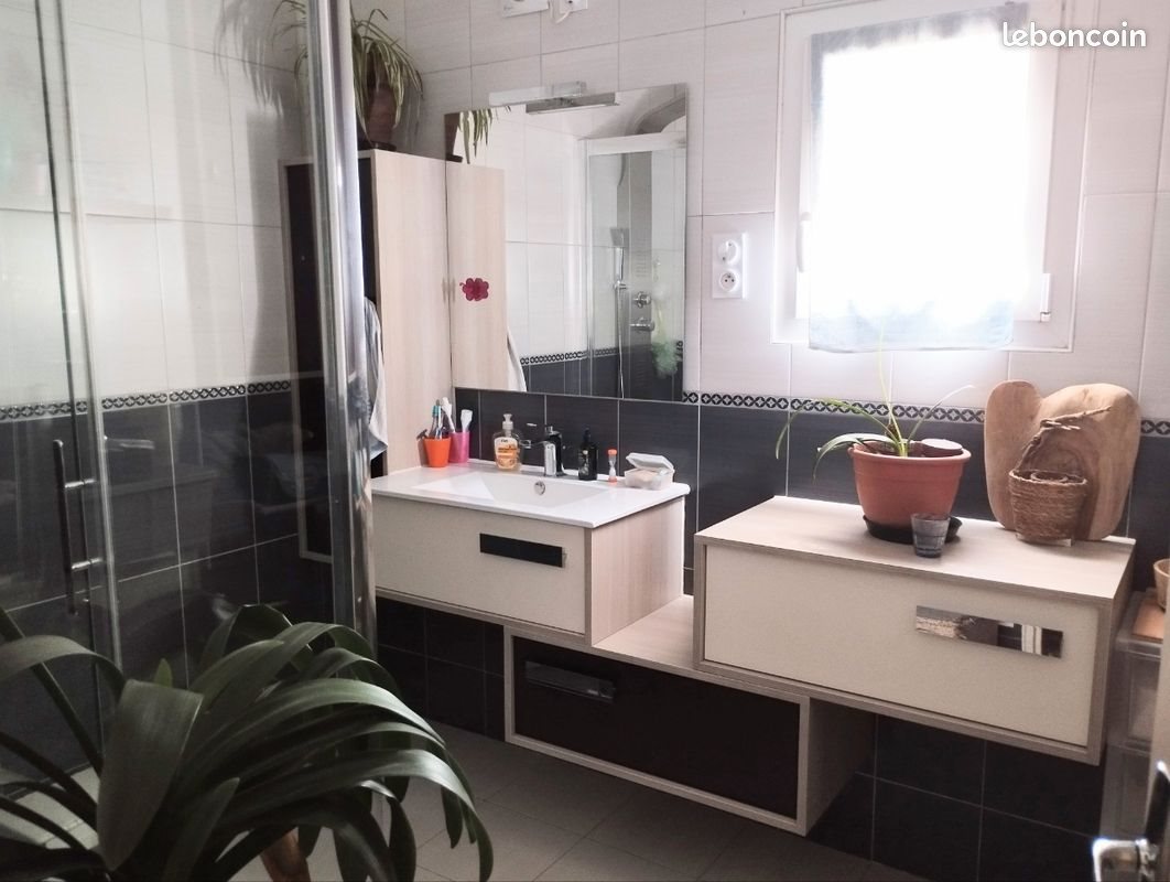 Maison à vendre, 101m², Bobital
