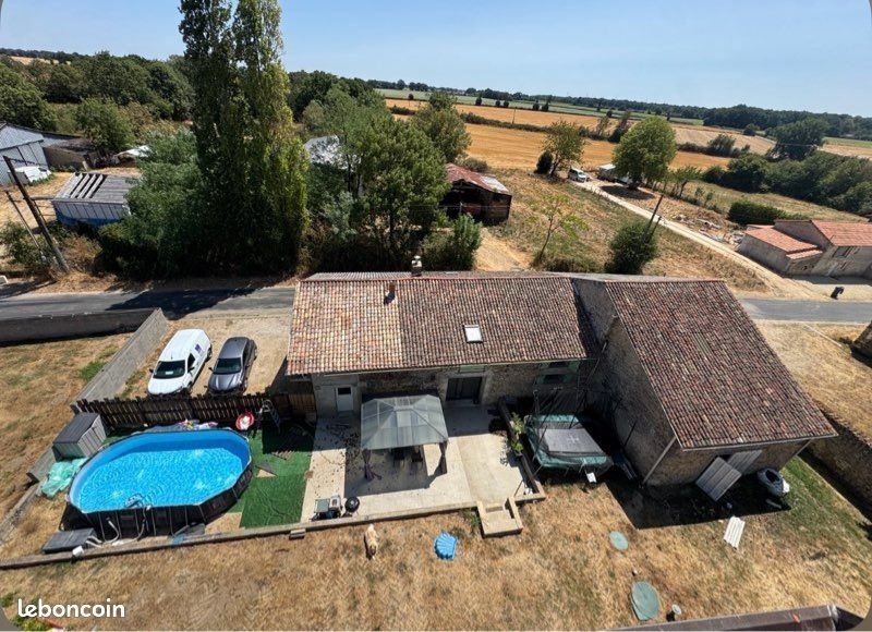 Maison à vendre, 153m², Latillé