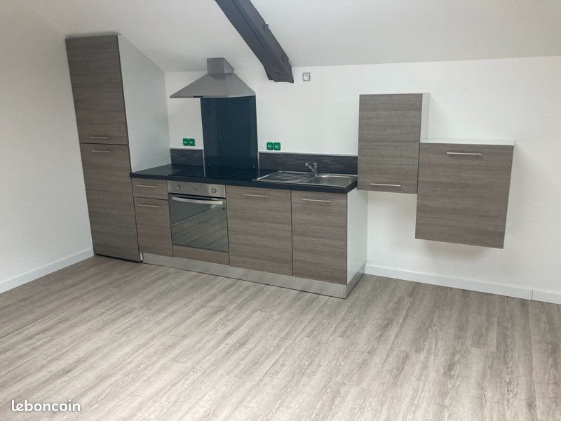Appartement à louer, 75m², Pouillon