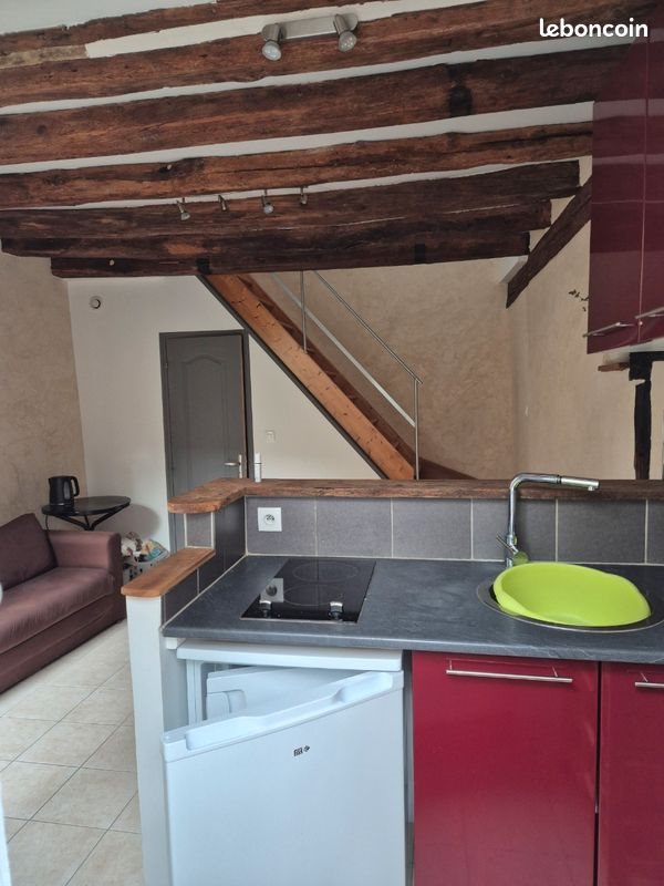 Appartement à louer, 28m², Saint-Fargeau